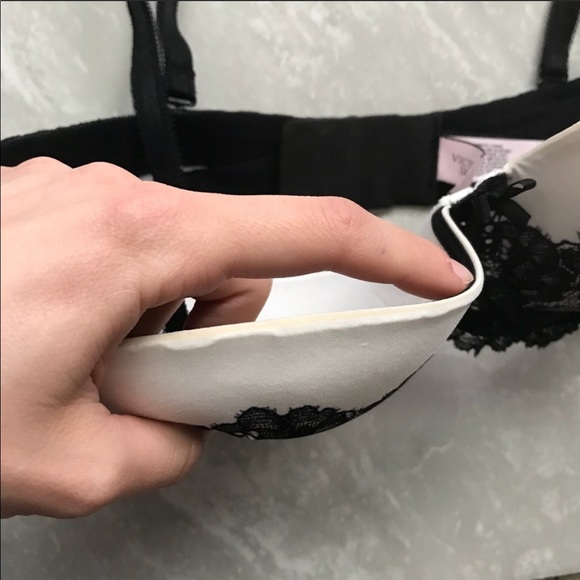 Victoria’s secret black lace multiway bra - Picture 4 of 6